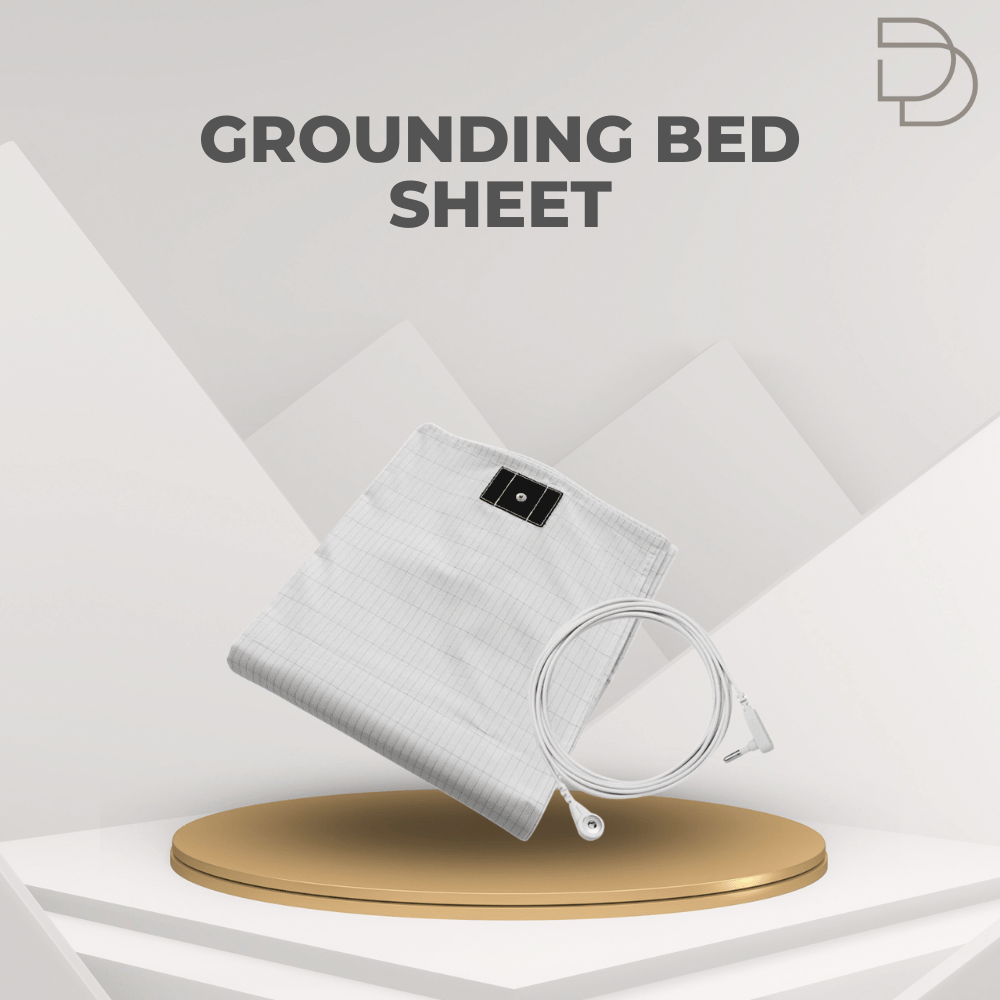 Grounding bed sheet with a circular device on a white background, featuring the Drelax brand.